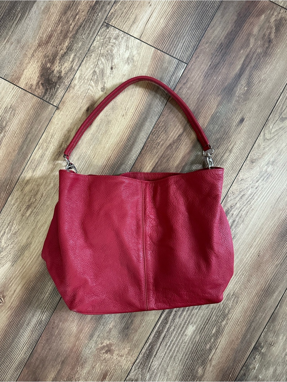 Elegant Red Leather Shoulder Bag for Women- Made in Italy